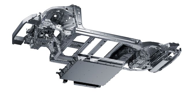 起大六座SUV满油满电跑1300公里麻将胡了试玩腾势N8L上市2998万(图3)