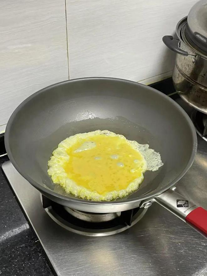 落榜后他蹬三轮卖锅干到全球第一麻将胡了2模拟器试玩高考2次(图4)