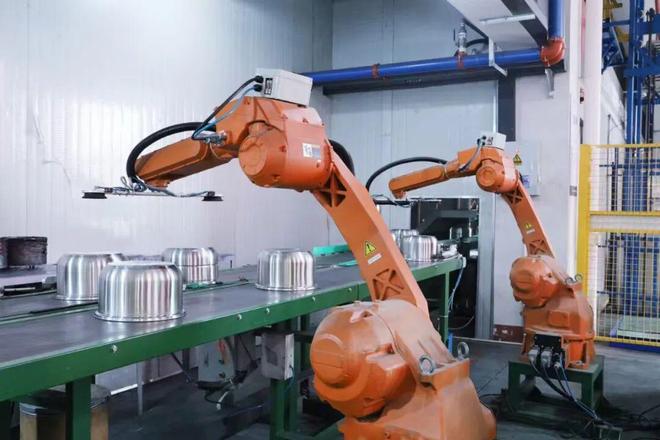 落榜后他蹬三轮卖锅干到全球第一麻将胡了2模拟器试玩高考2次(图8)